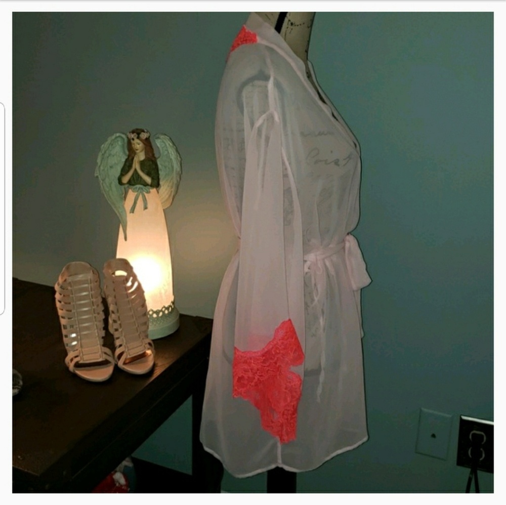 New Victoria's Secret Sheer Lace Kimono Robe - Picture 5 of 9